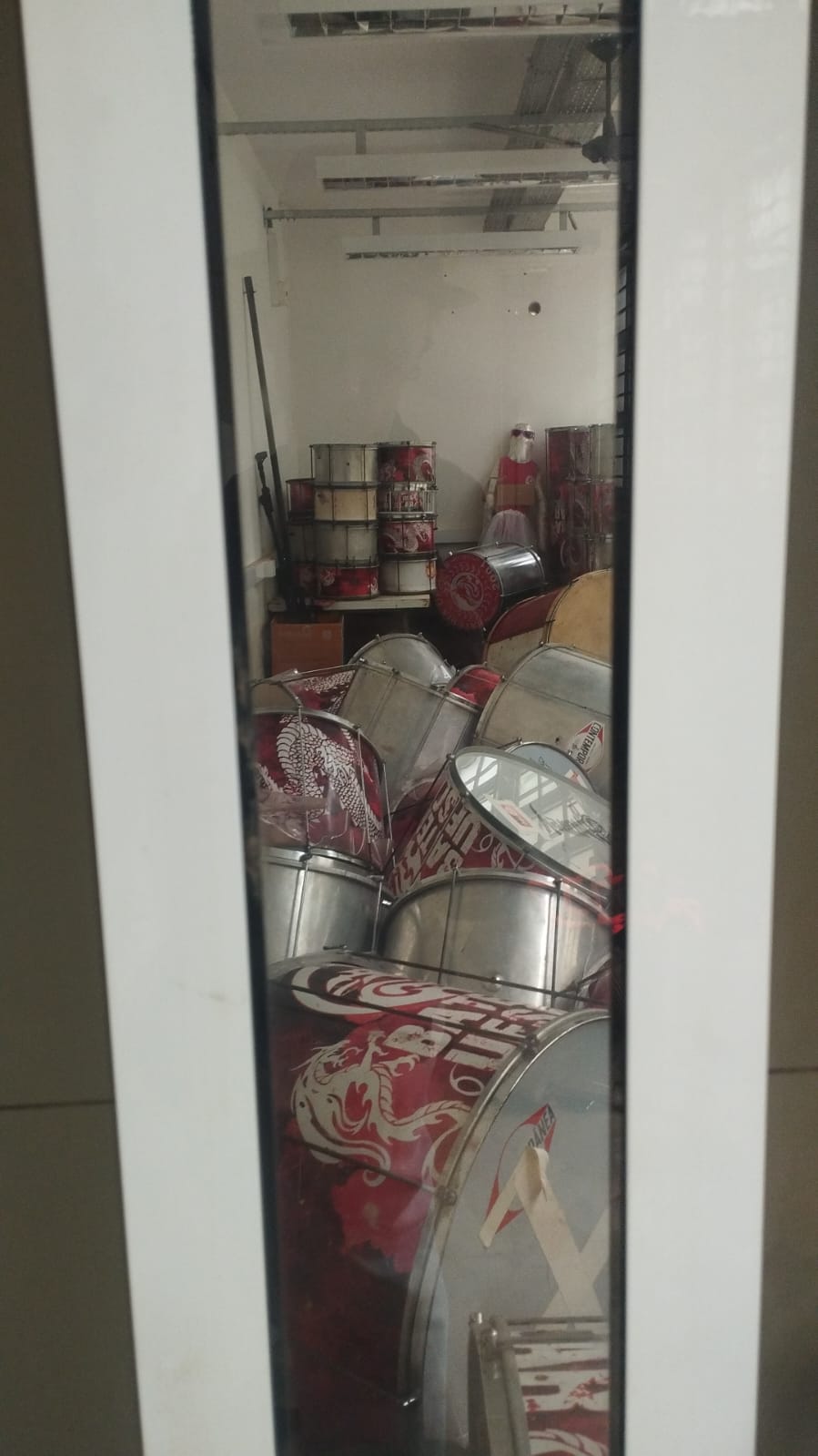 Estragos na salinha 1